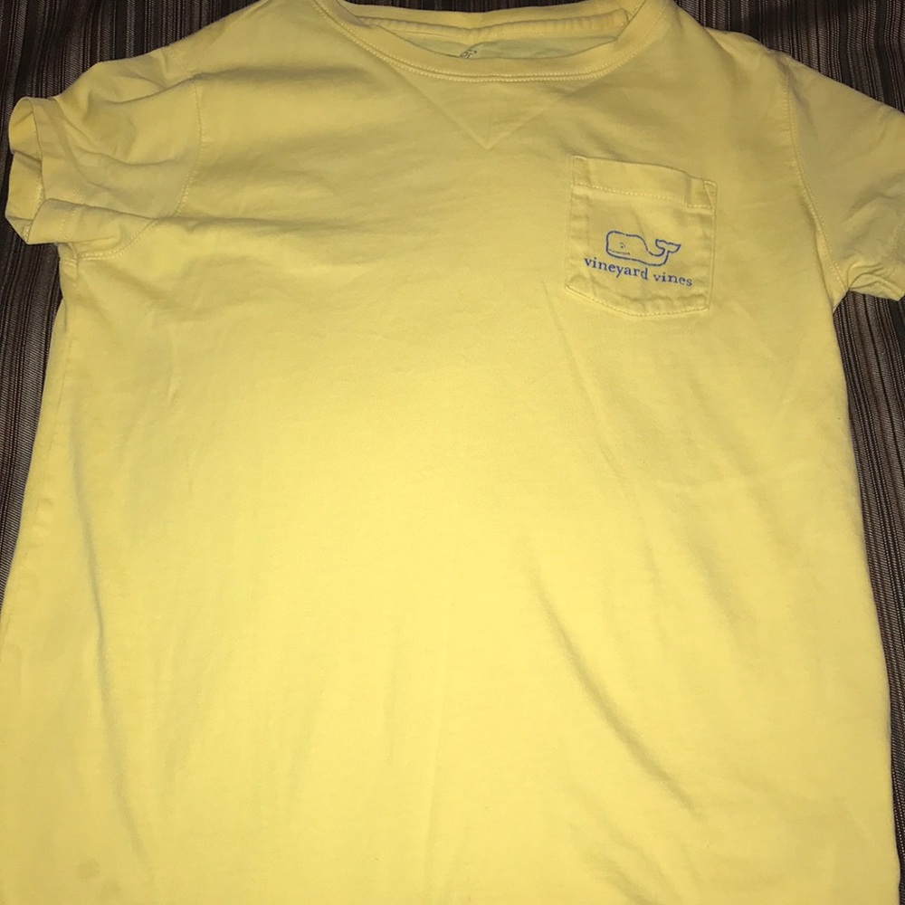 Girls vineyard vines short sleeve T-shirt, size M